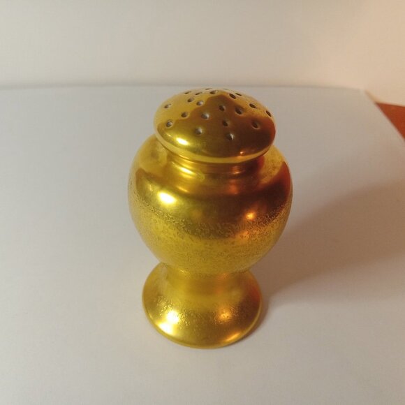 VINTAGE SET Of 22 kt. Encrusted Gold Picard Porcelain shakers 3" - Picture 3 of 12